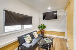 Alquiler Vacacional - Colorful, Convenient Apt 7 Mi to Lincoln Financial