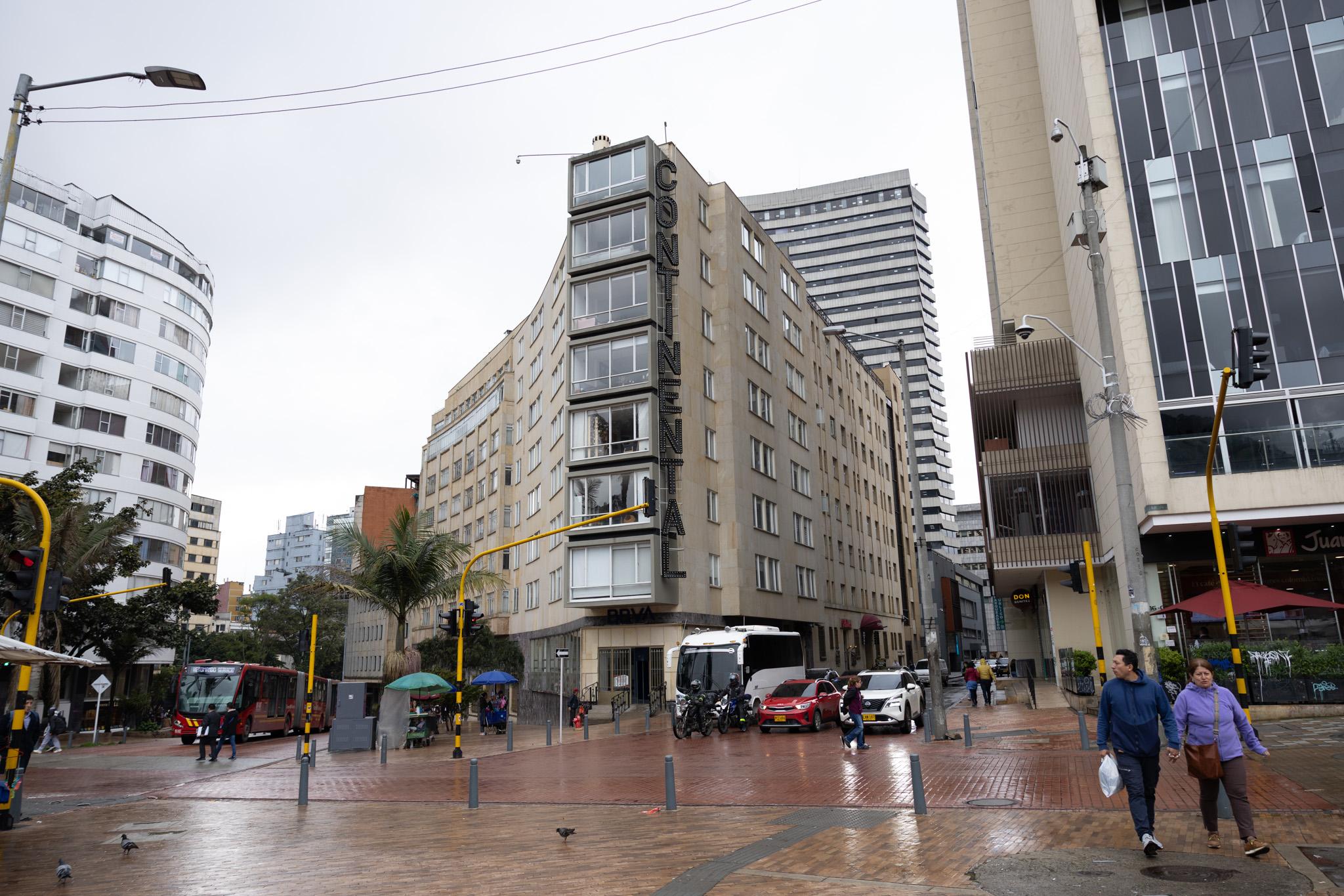 Vista Exterior HOTEL CONTINENTAL BYHOURS