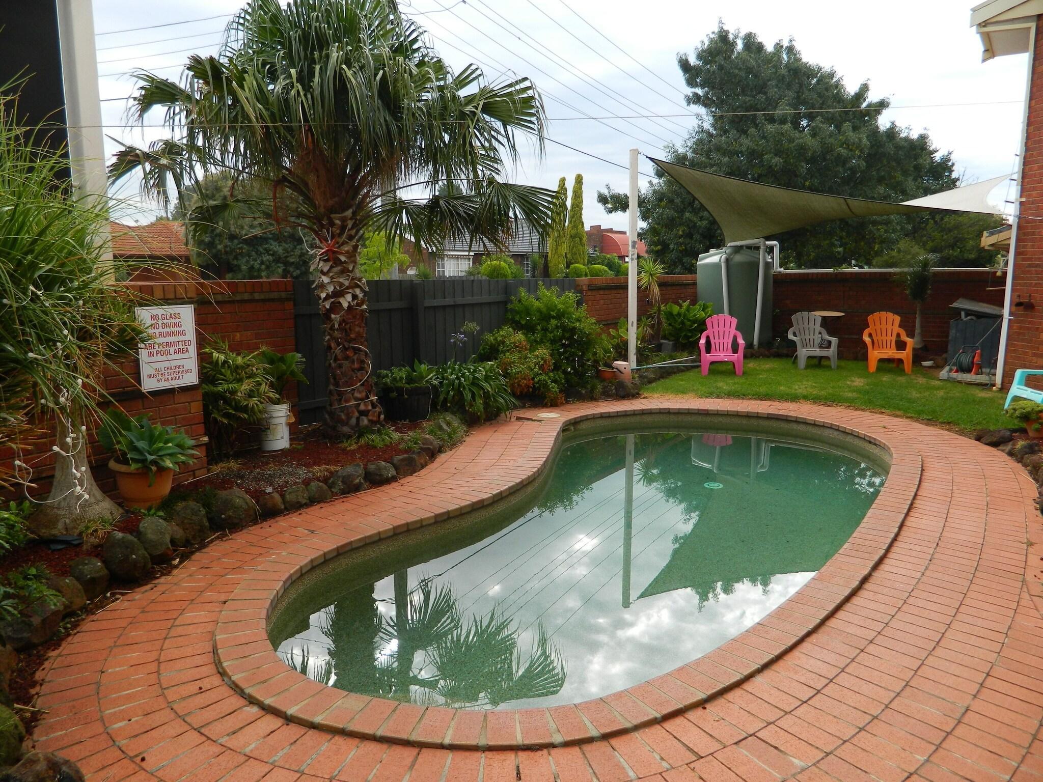 Vista Piscina Werribee Motel & Apartments
