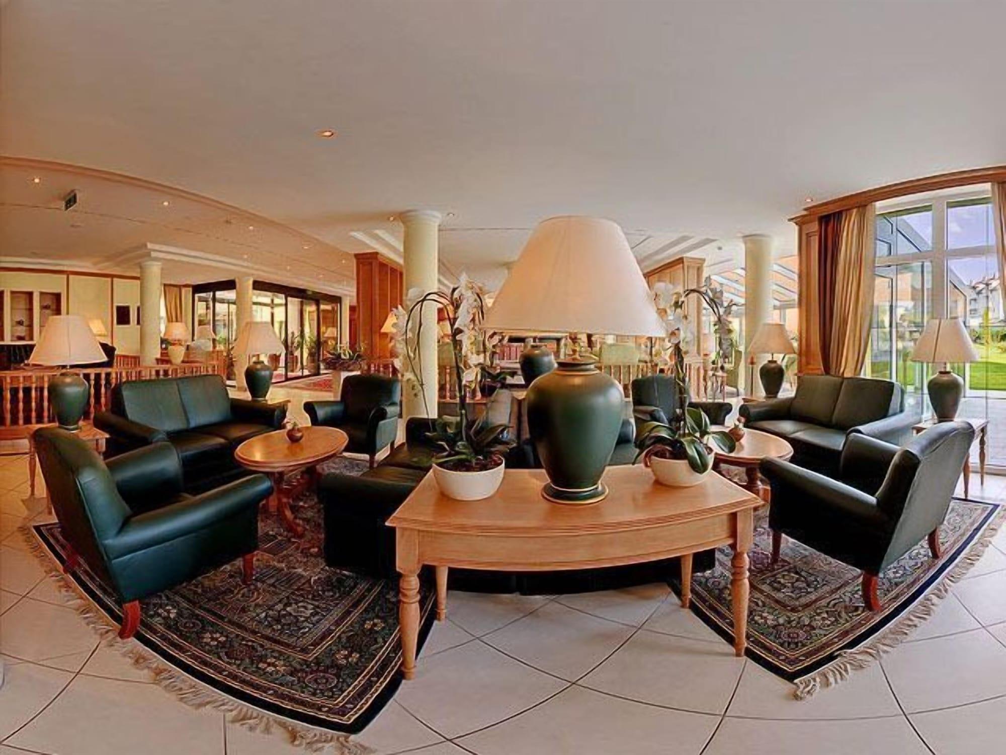 Vista Lobby Parkhotel