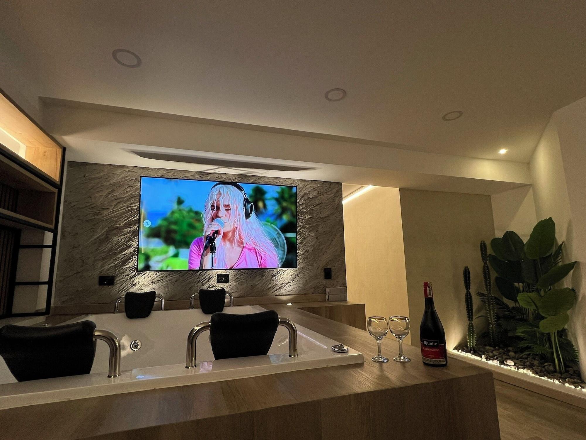 Comodidades del Alojamiento Hotel Time Oclock