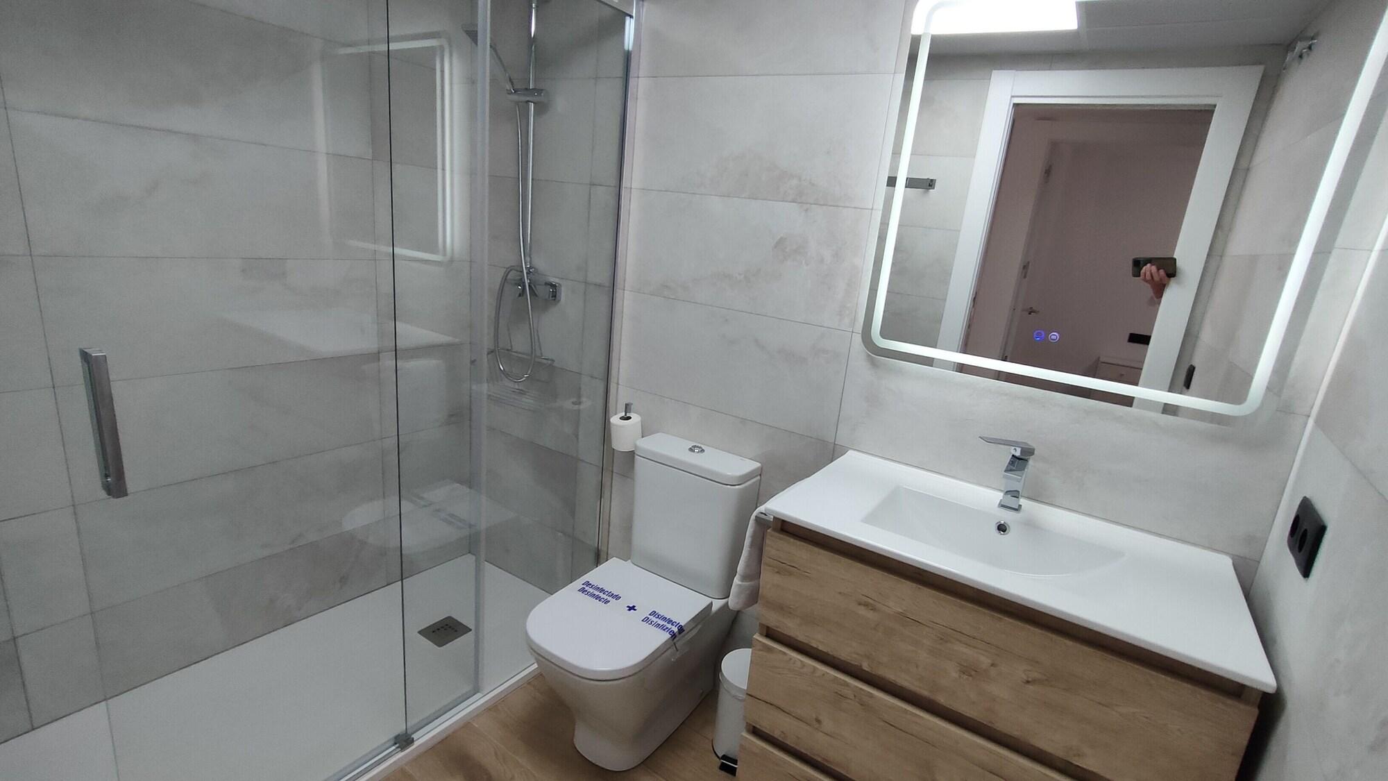 Equipamiento de Habitación Mira San Basilio