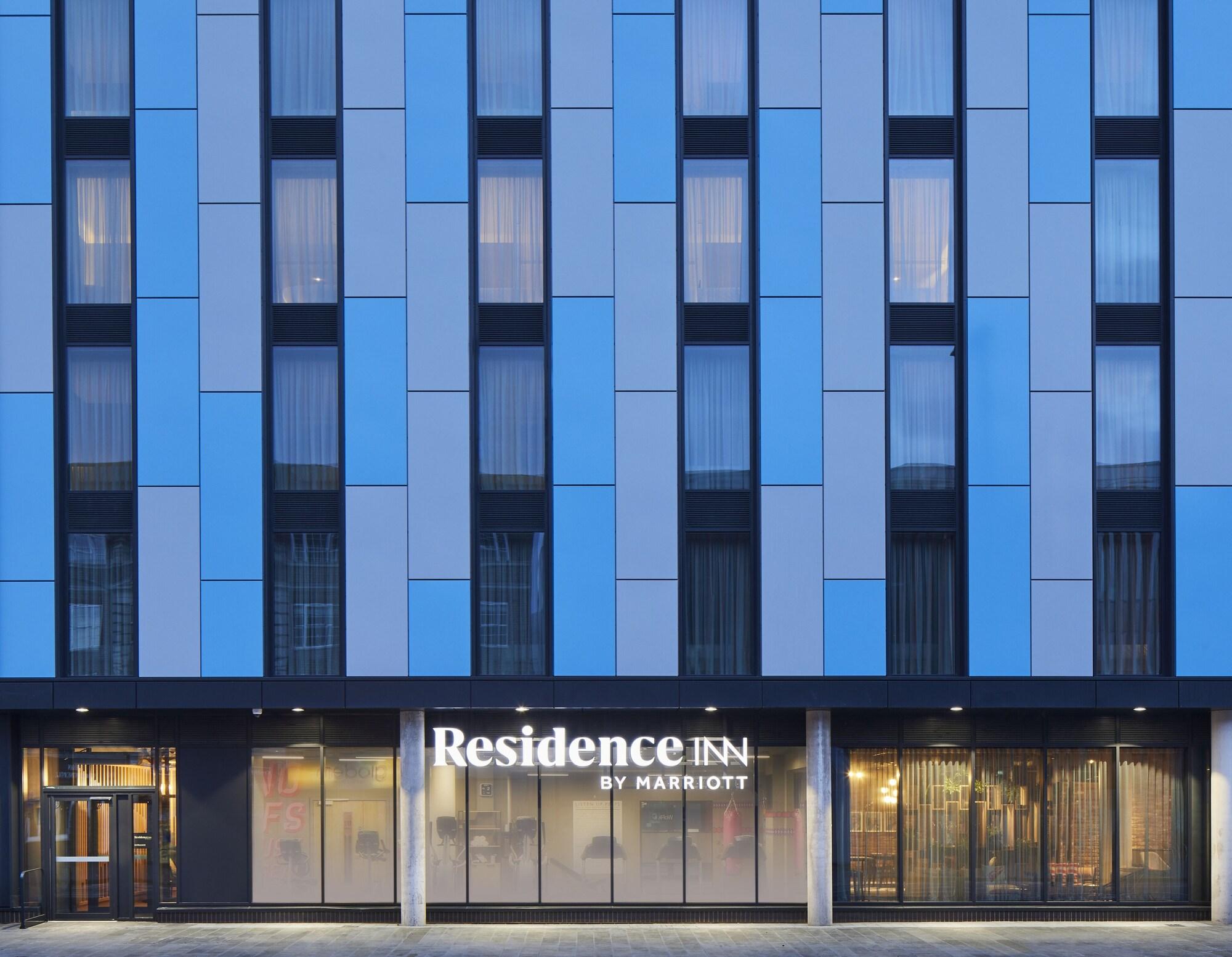 Vista Exterior Residence Inn Slough