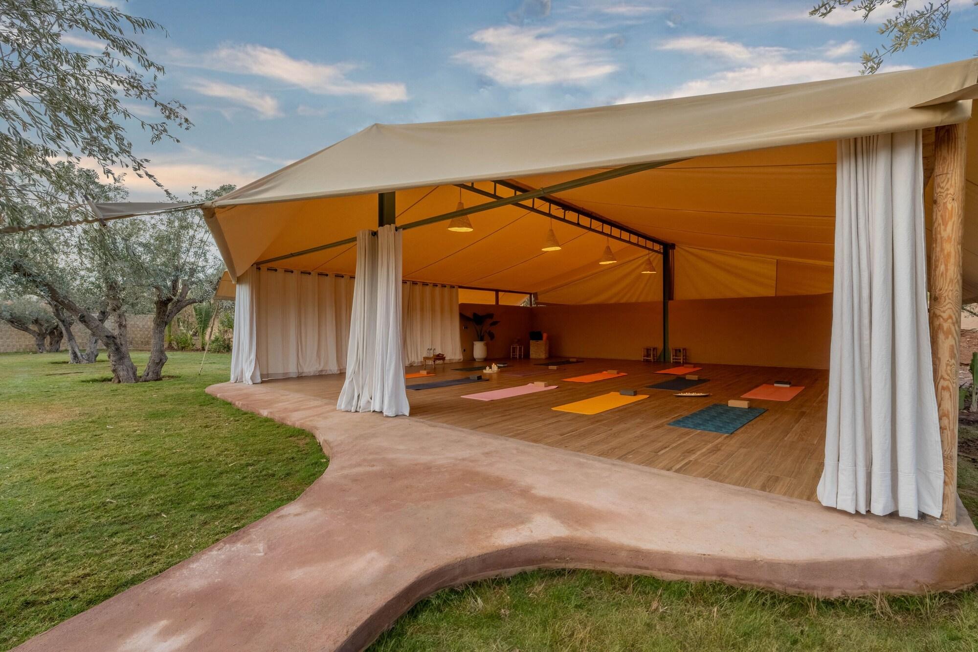 Gimnasio Oasis Lodges