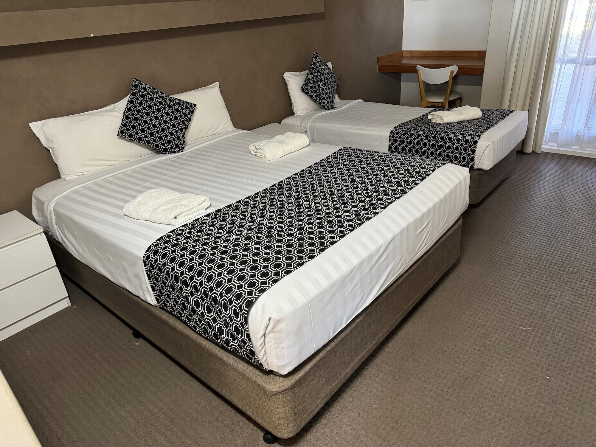 Habitación Mid City Plantation Motel