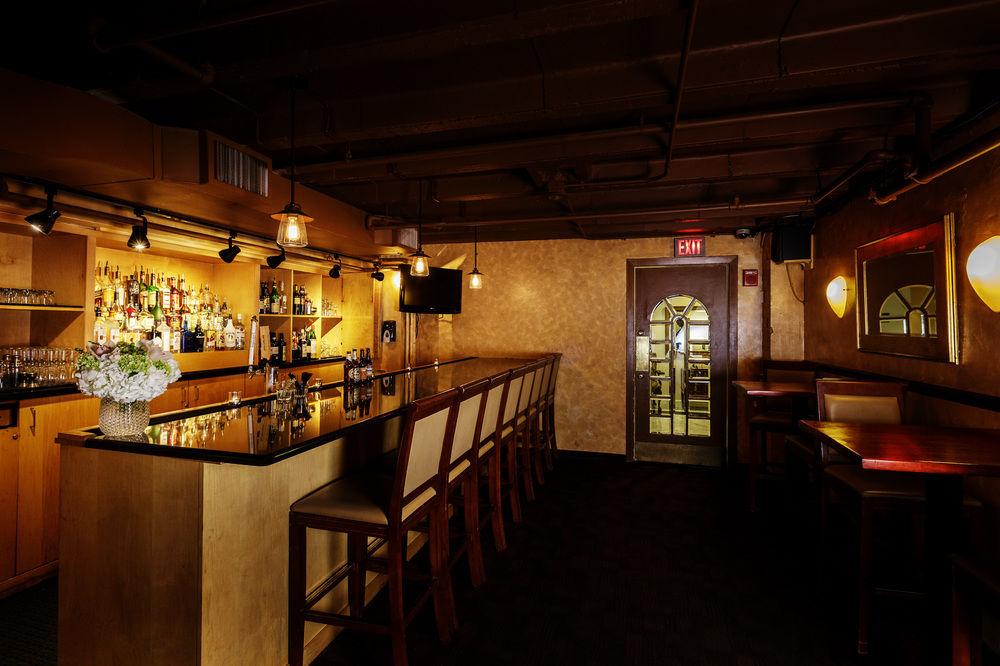 Bar/Lounge The George Washington University Inn