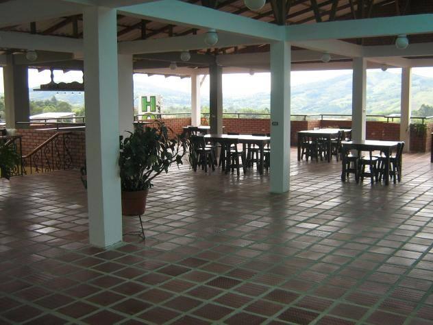 Varios Calima Plaza