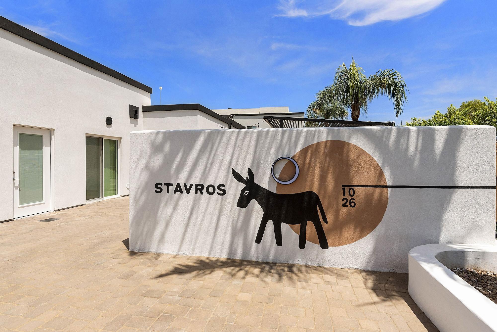 Vista Exterior Stavros