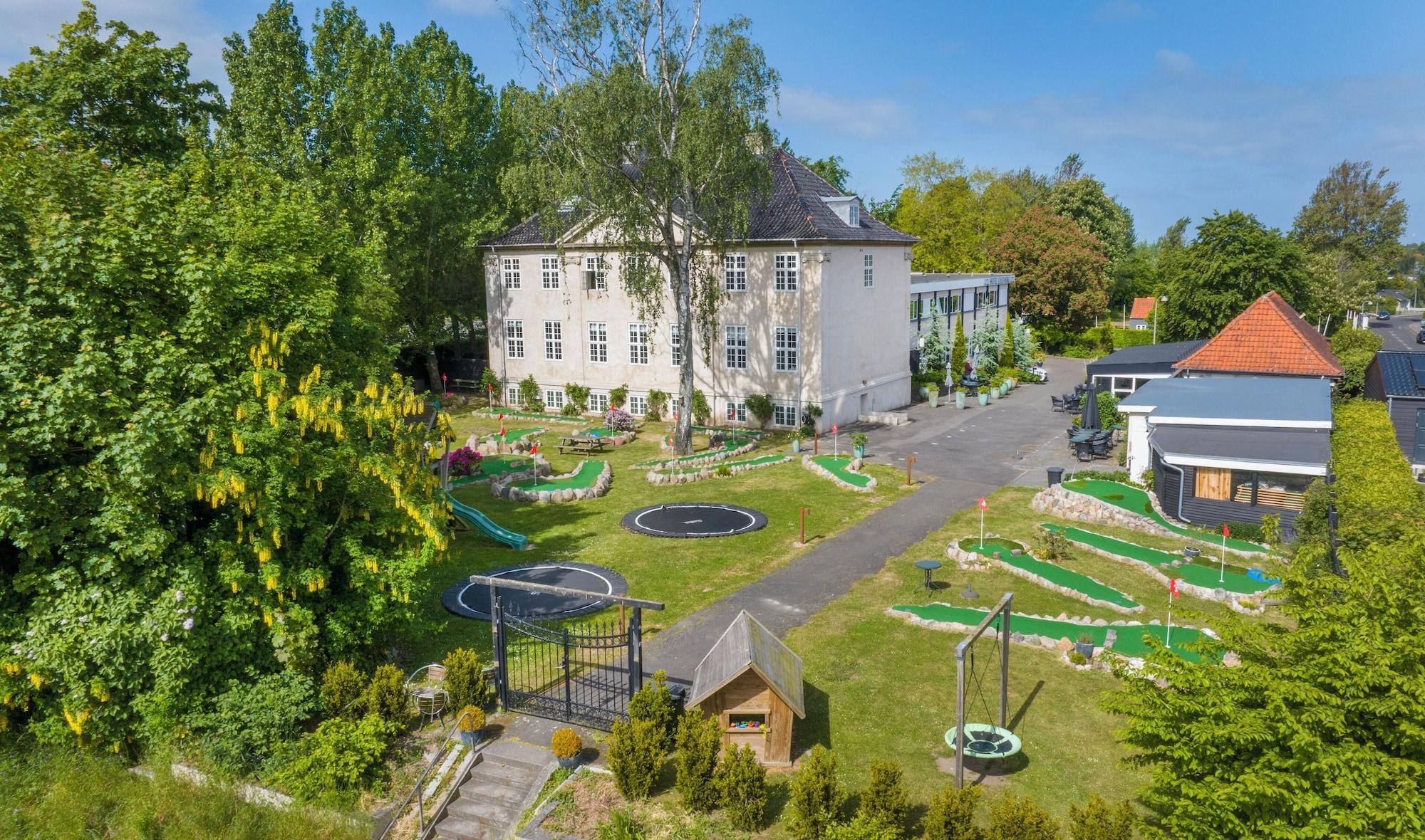 Vista Exterior Hotel Lillevang