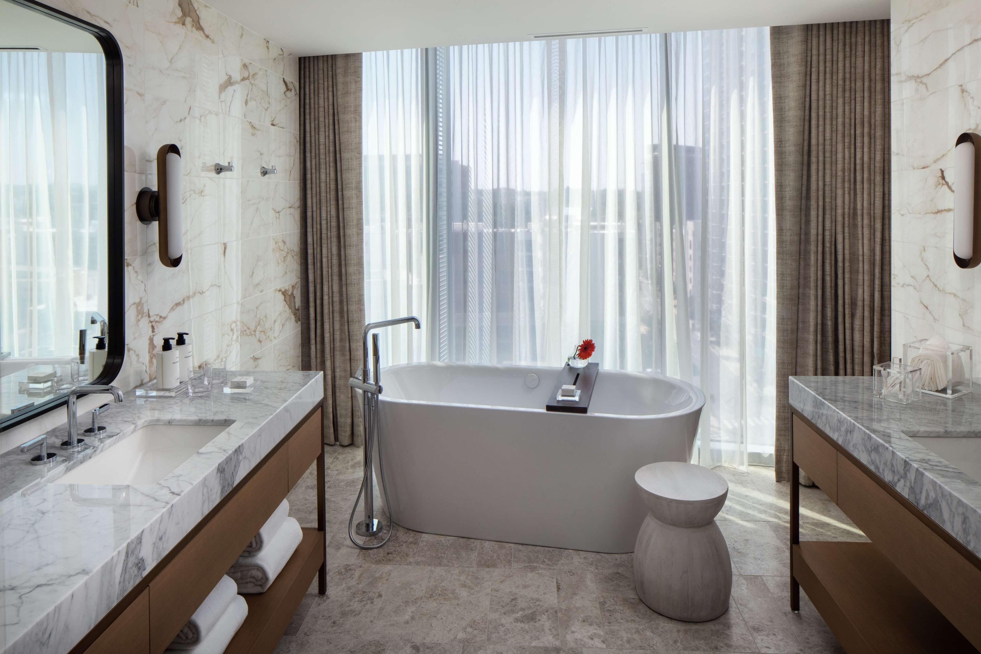 Equipamiento de Habitación Conrad Nashville