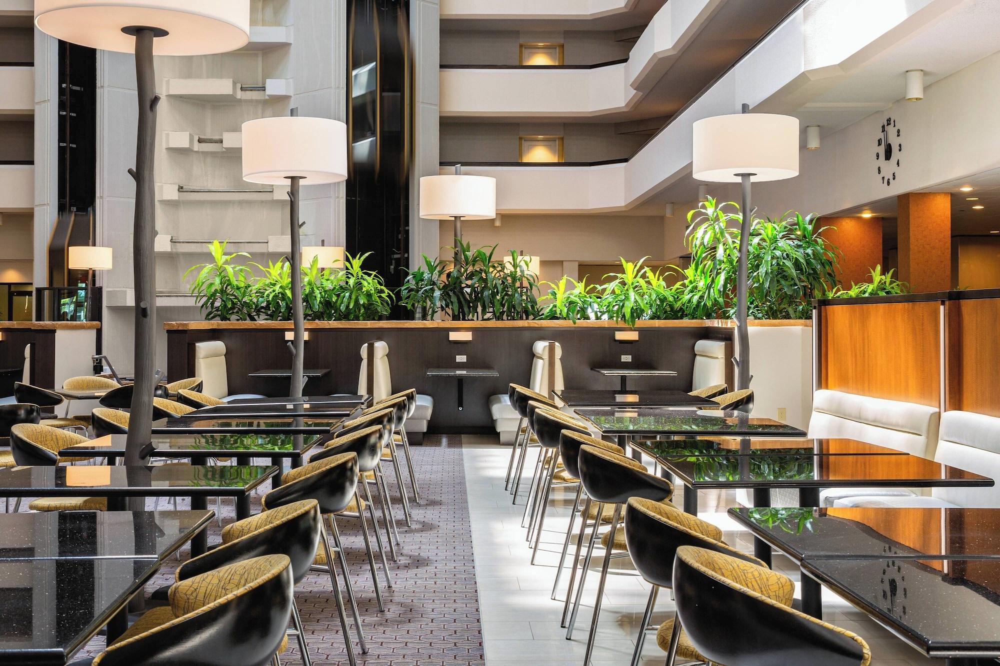 Restaurant Sheraton West Des Moines Hotel