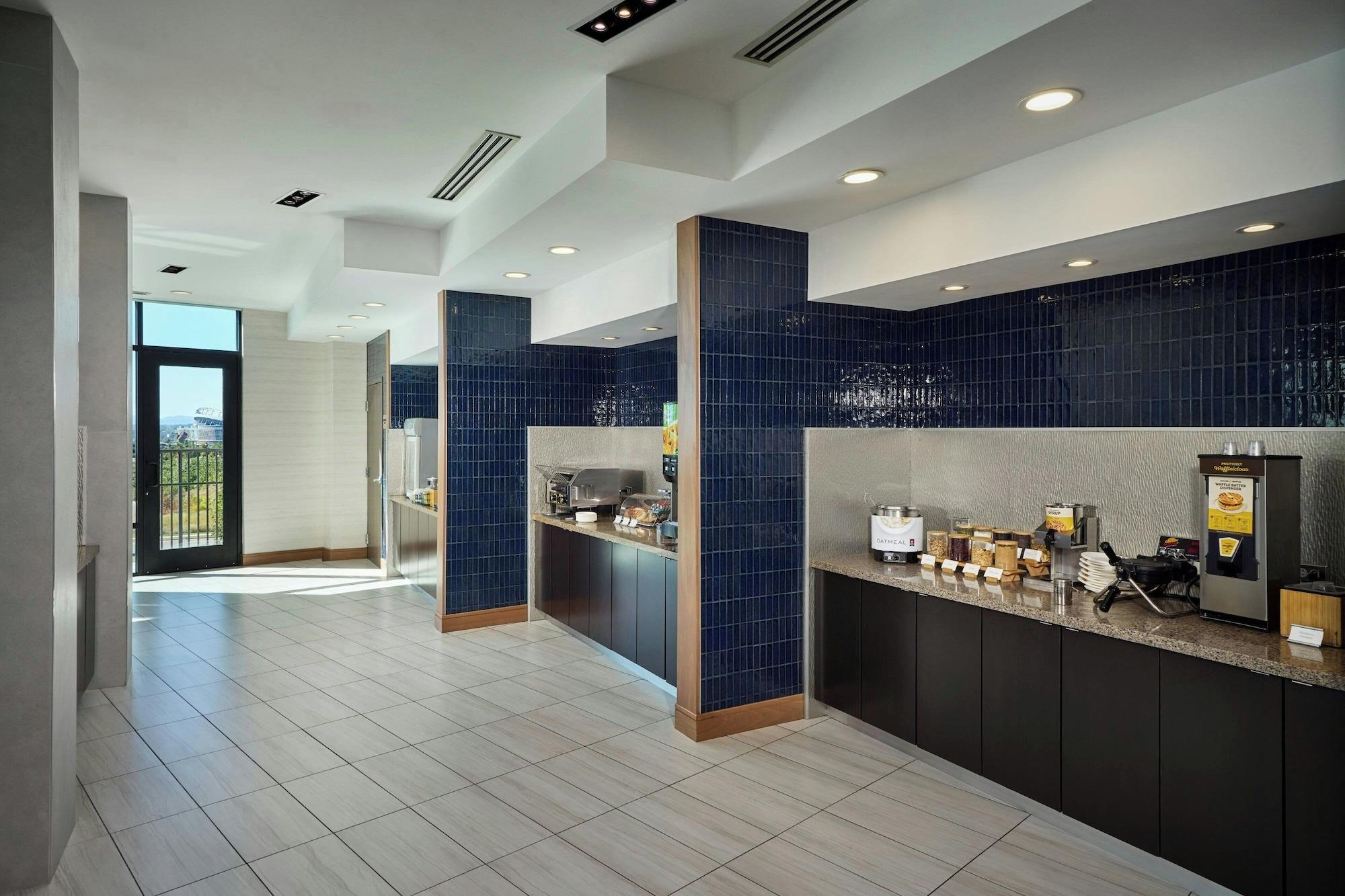 Restaurant Fairfield Inn & Suites by Marriott Denver Downtown