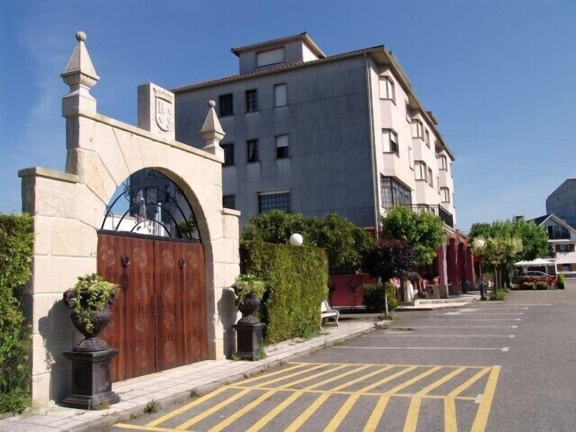 Vista Exterior Hotel Sena