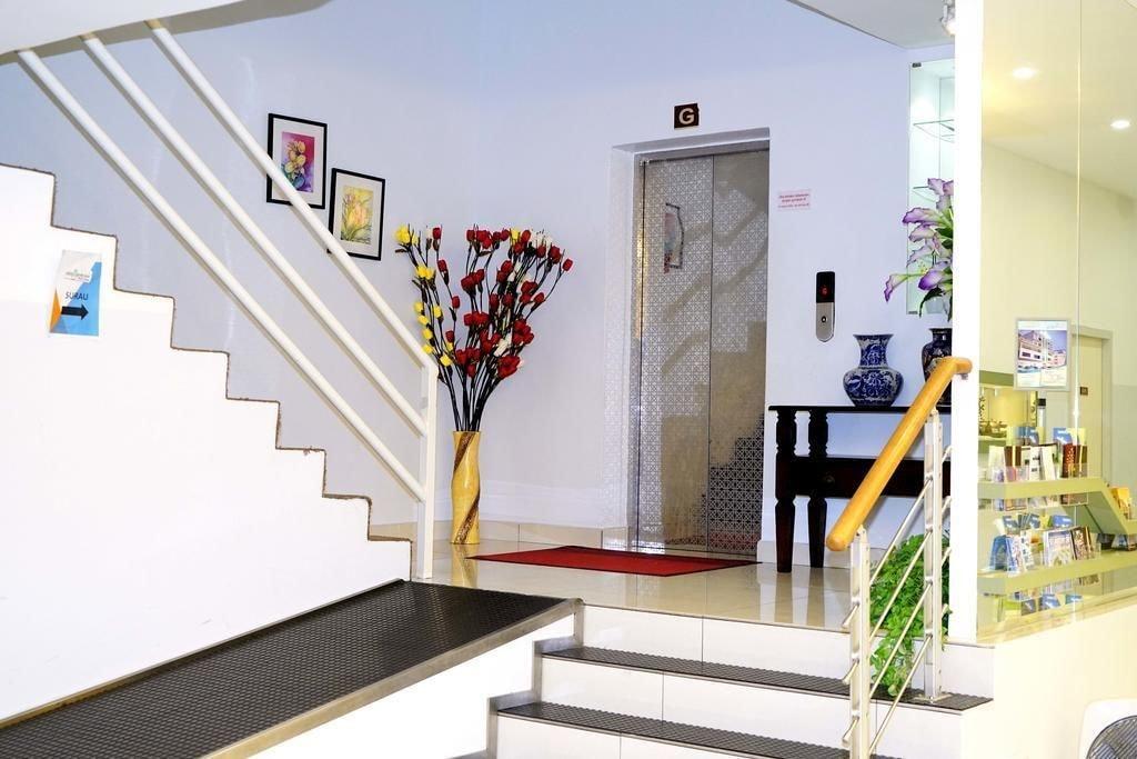 Varios Alami Garden Hotel