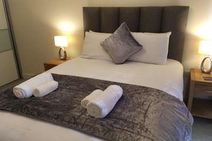 Alquiler Vacacional - Blue sky at Wallis square