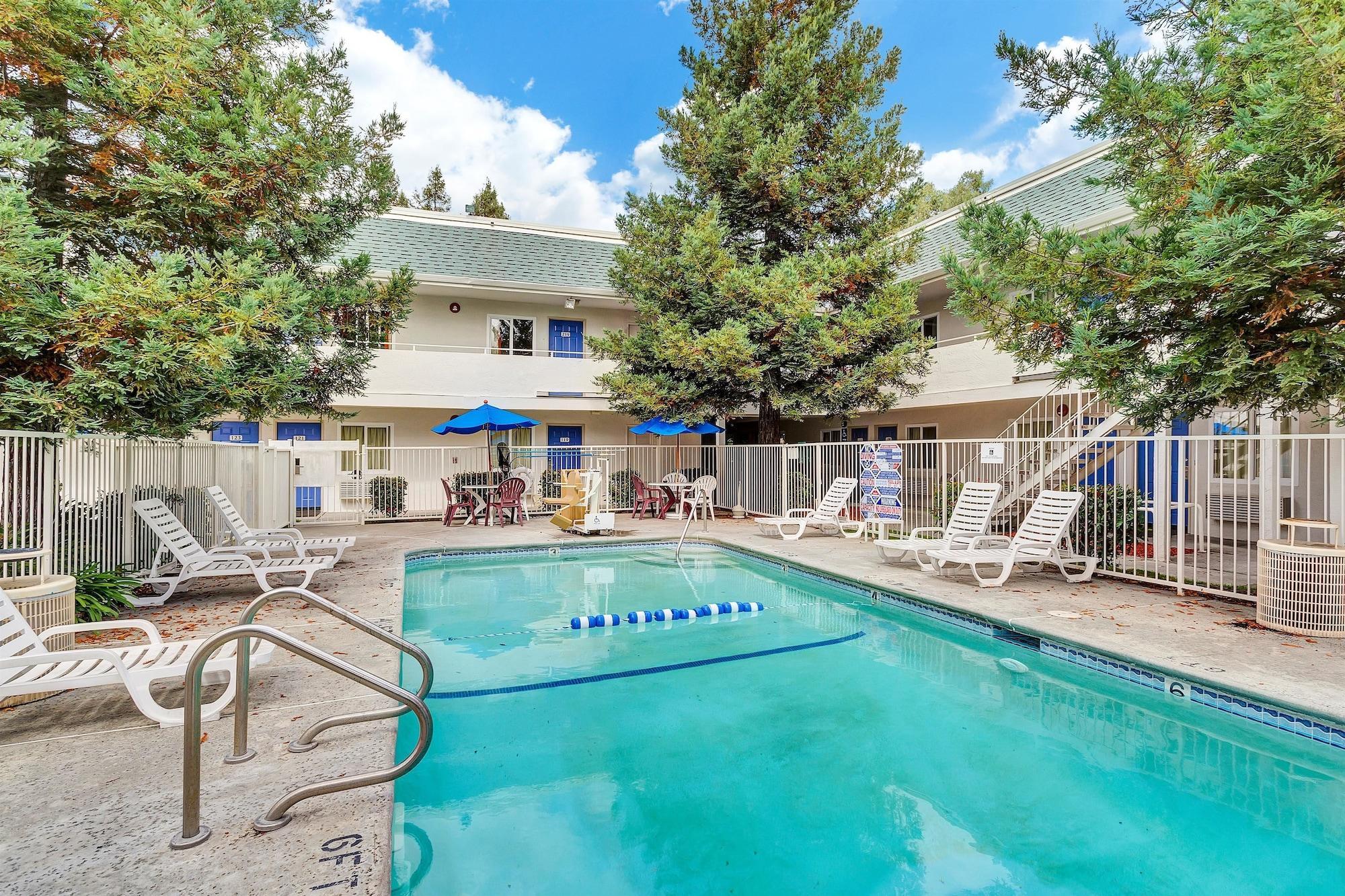 Instalaciones Recreativas Motel 6 Rohnert Park, CA