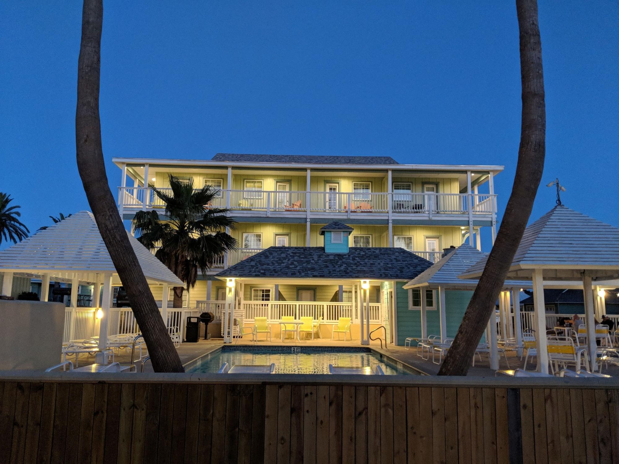 Varios Seashell Village Resort near the beach with kitchens