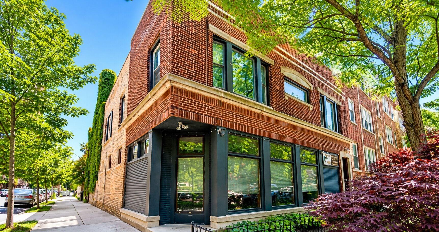 Vista Exterior House 5863 - Chicago Bed and Breakfast