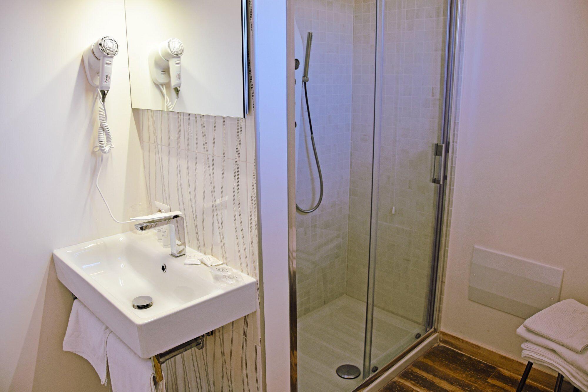 Equipamiento de Habitación Hotel Sant'Elia