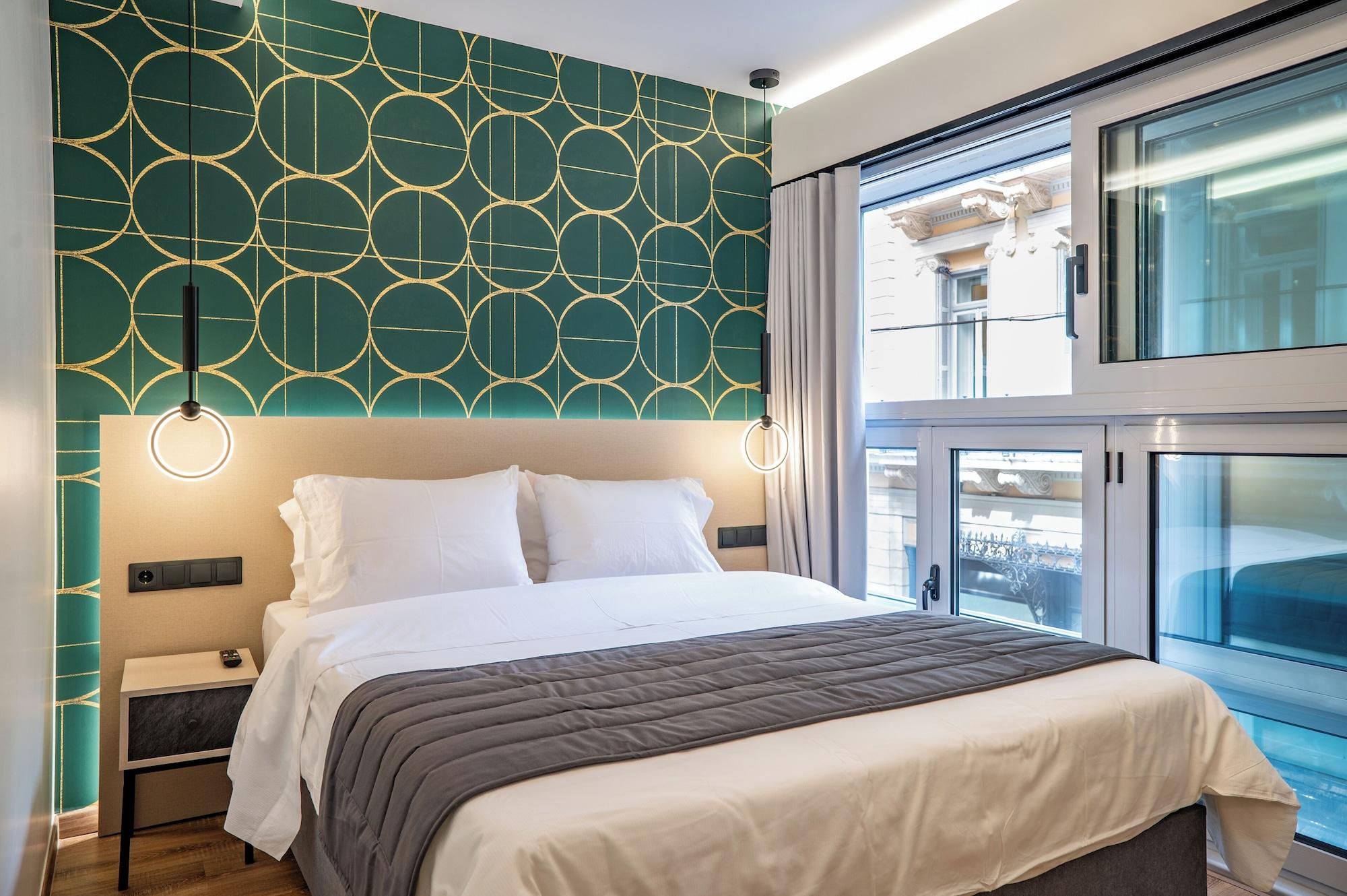 Varios Ethereal Athens