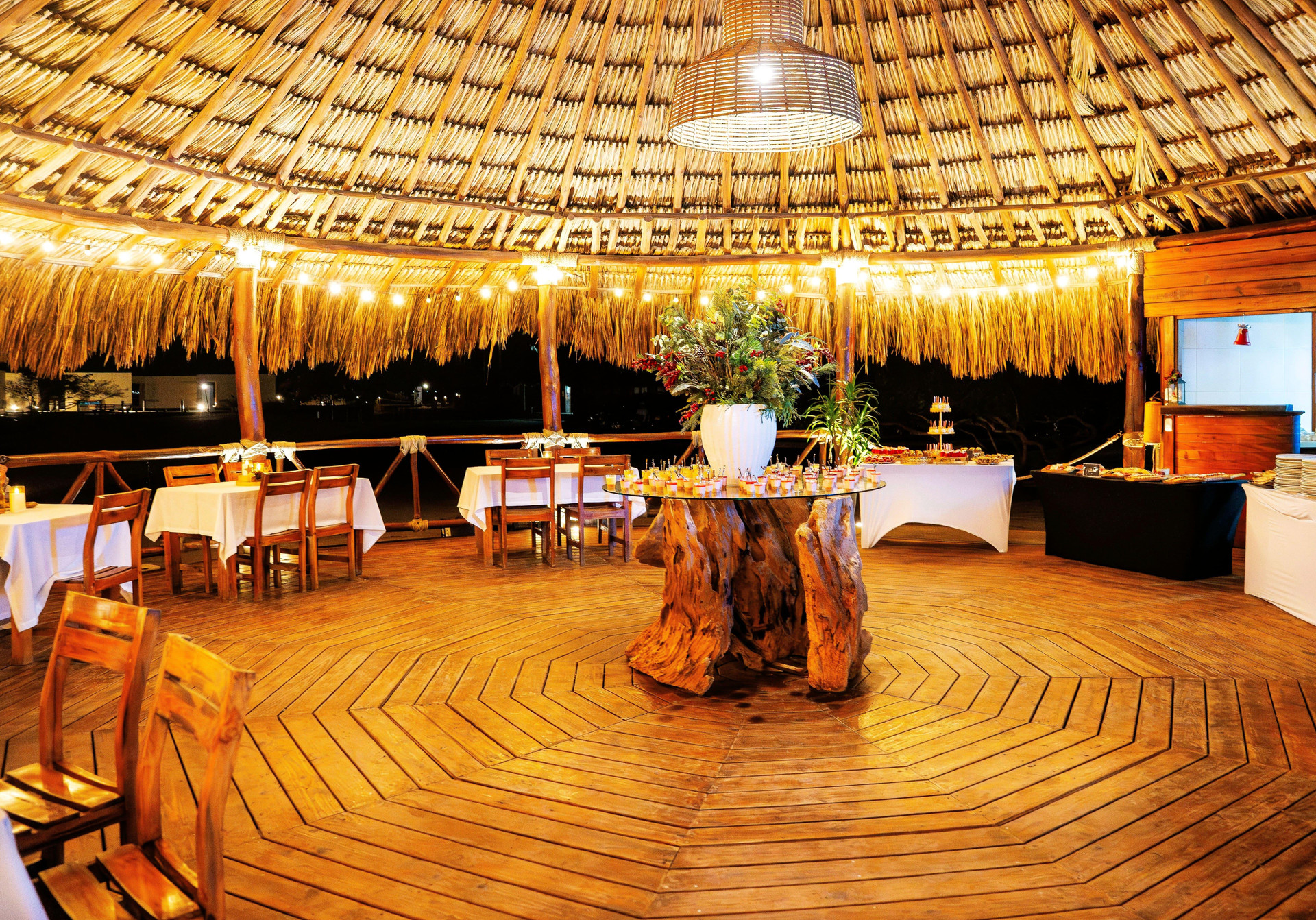 Restaurant Marina Puerto Velero