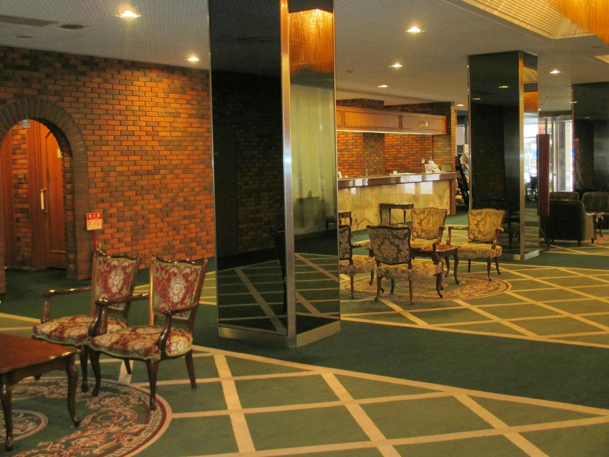 Vista Lobby Muroran Prince Hotel
