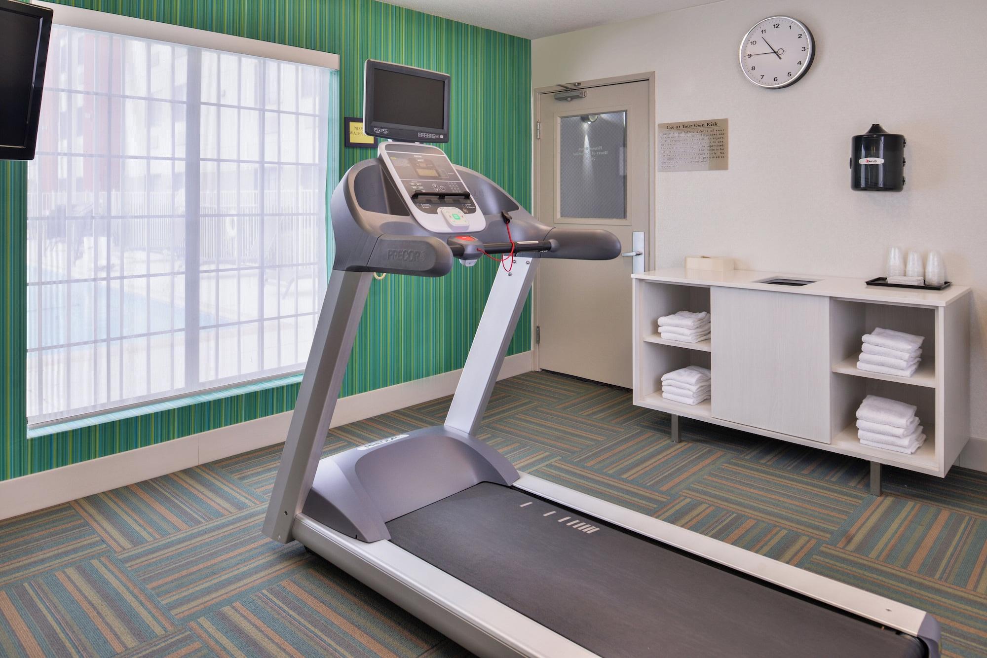 Gimnasio Holiday Inn Express Westley by IHG