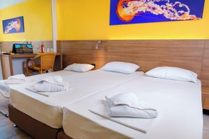 Alojamiento - HOTEL PAVLOU