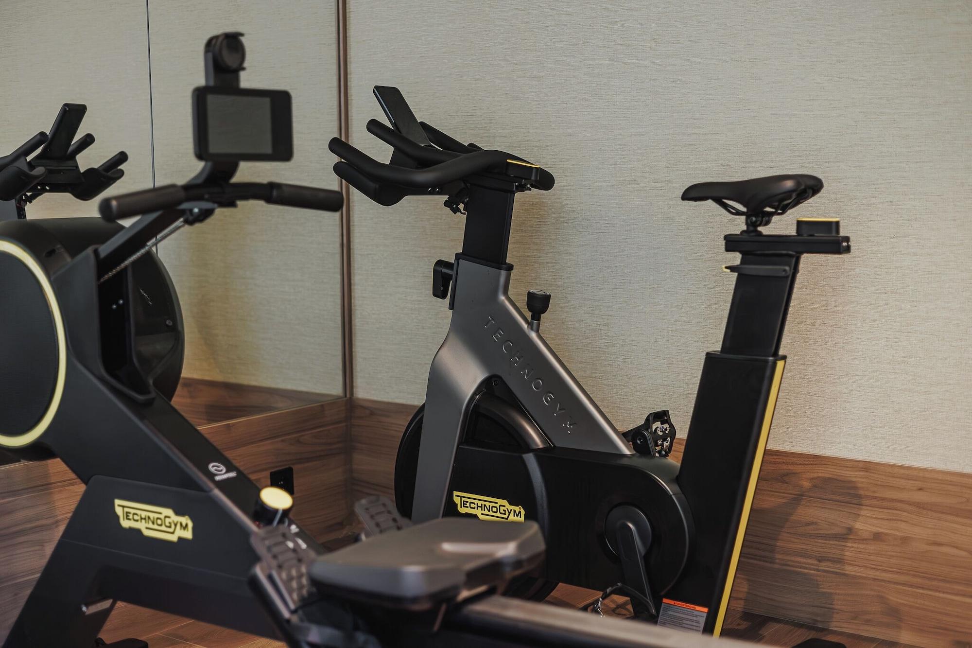 Gimnasio Malvarrosa Plaza by Intelier