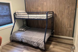 Alquiler Vacacional - Charming 2-bedroom apartment with WiFi in Tannersville, Minutes from Camelback