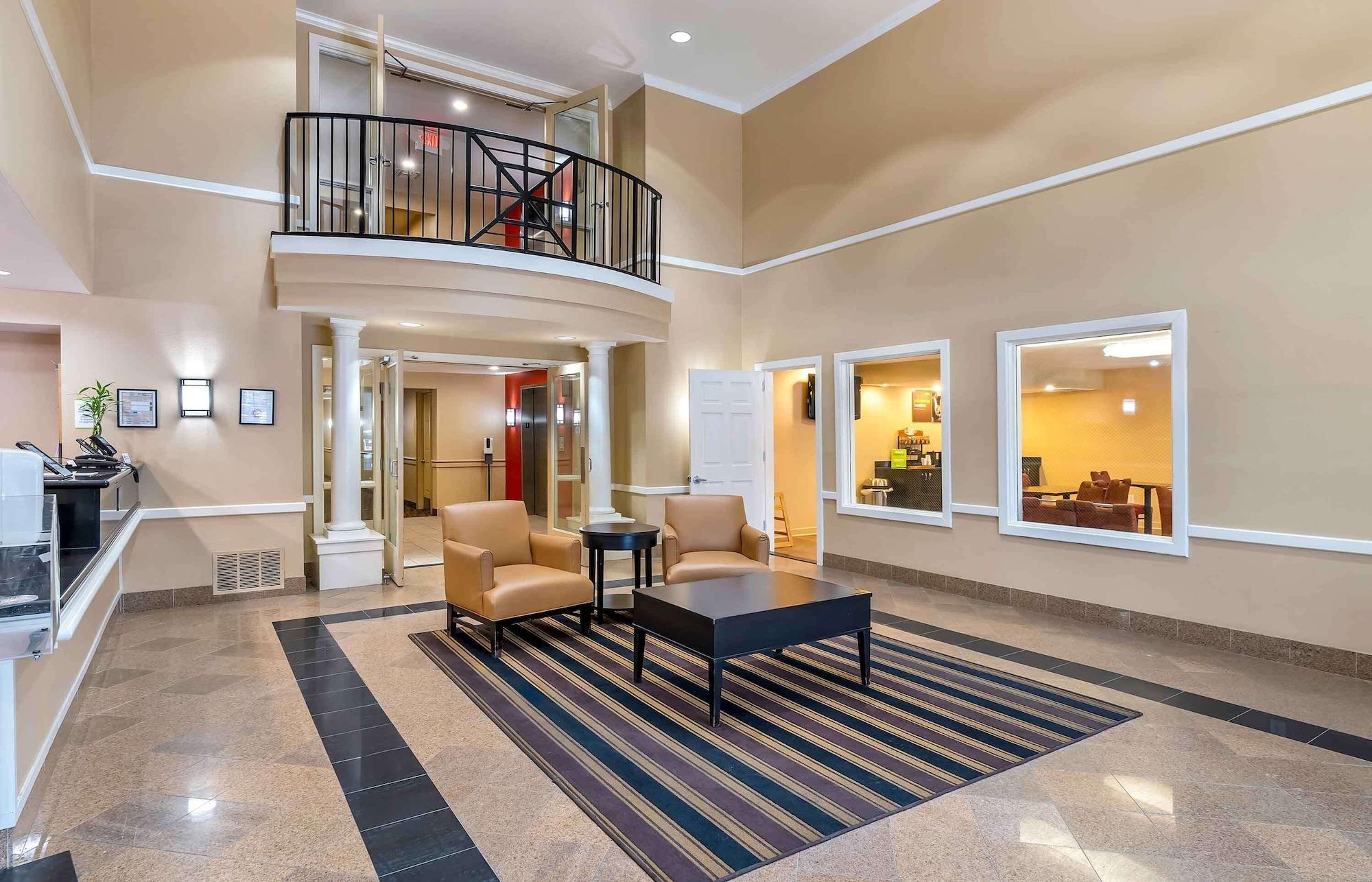 Vista Lobby Extended Stay America Suites Columbus Tuttle