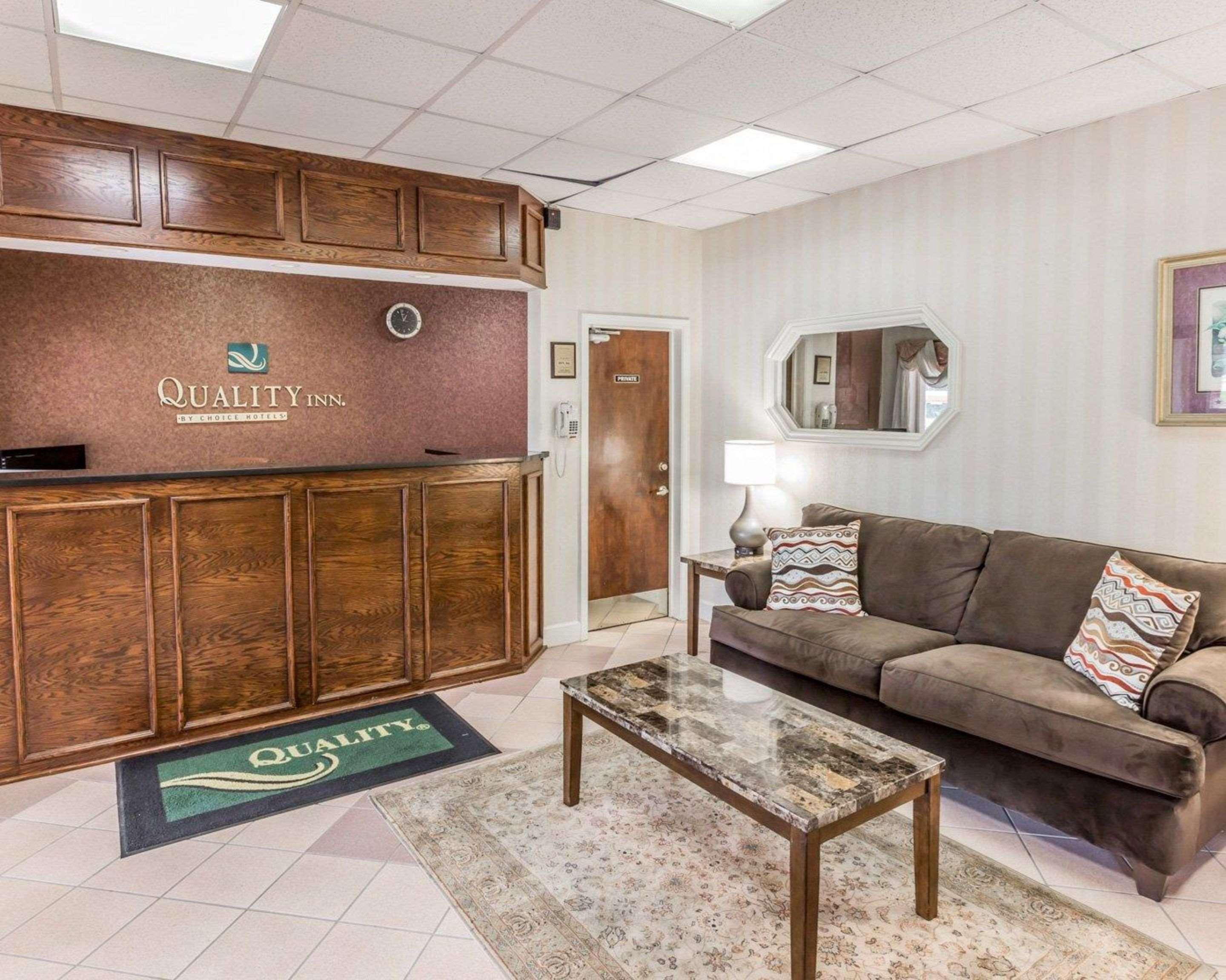 Vista Lobby Quality Inn Pell City I-20 Exit 158