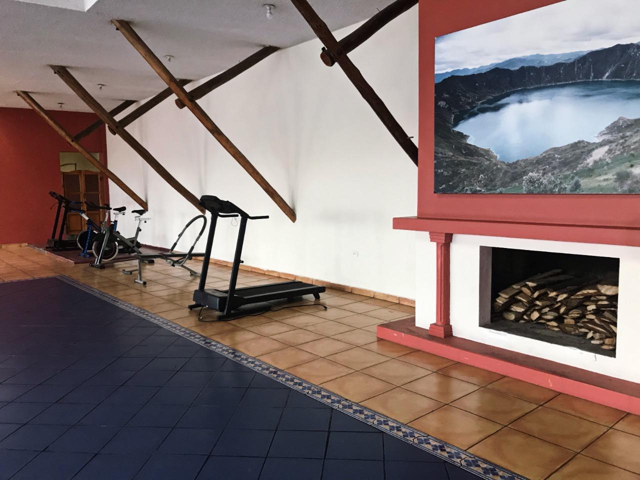 Gimnasio Hostería Cotopaxi Tour