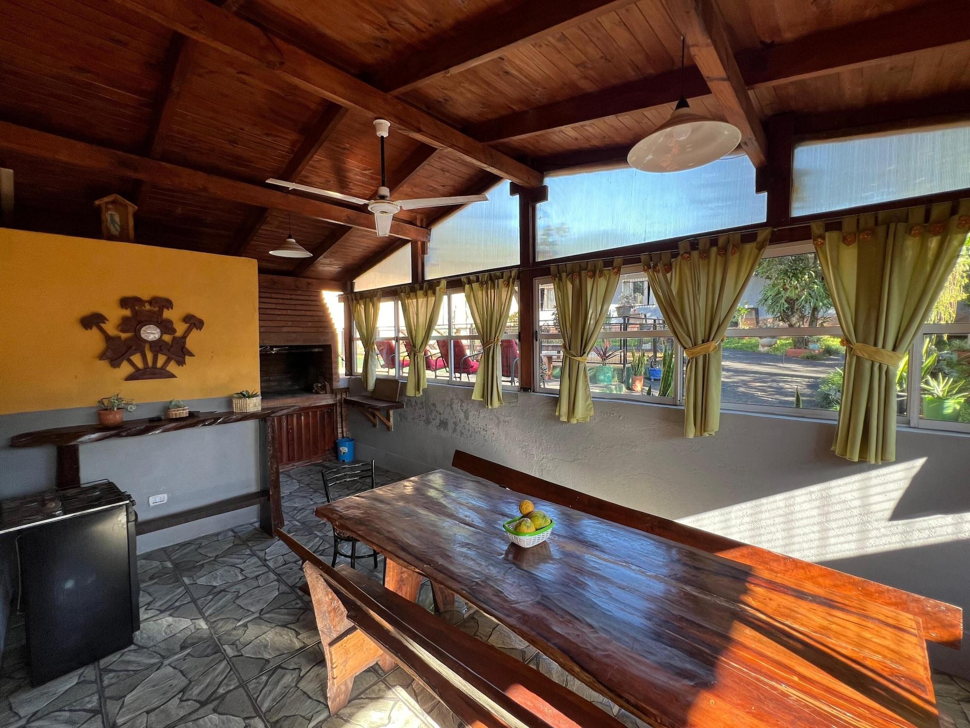 Restaurant Lost & Found Iguazú Hostel