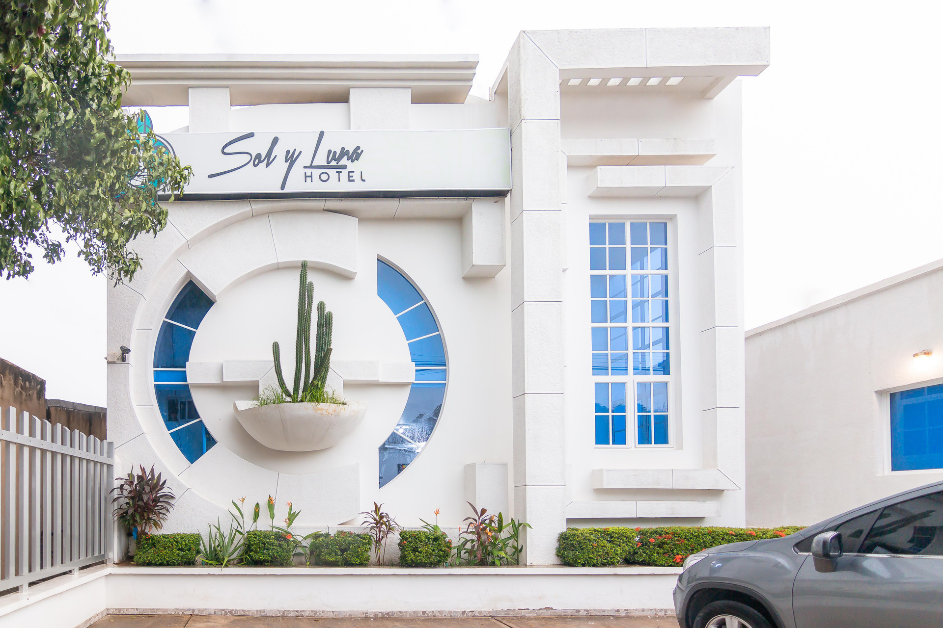 Vista Exterior Ayenda Sol y luna