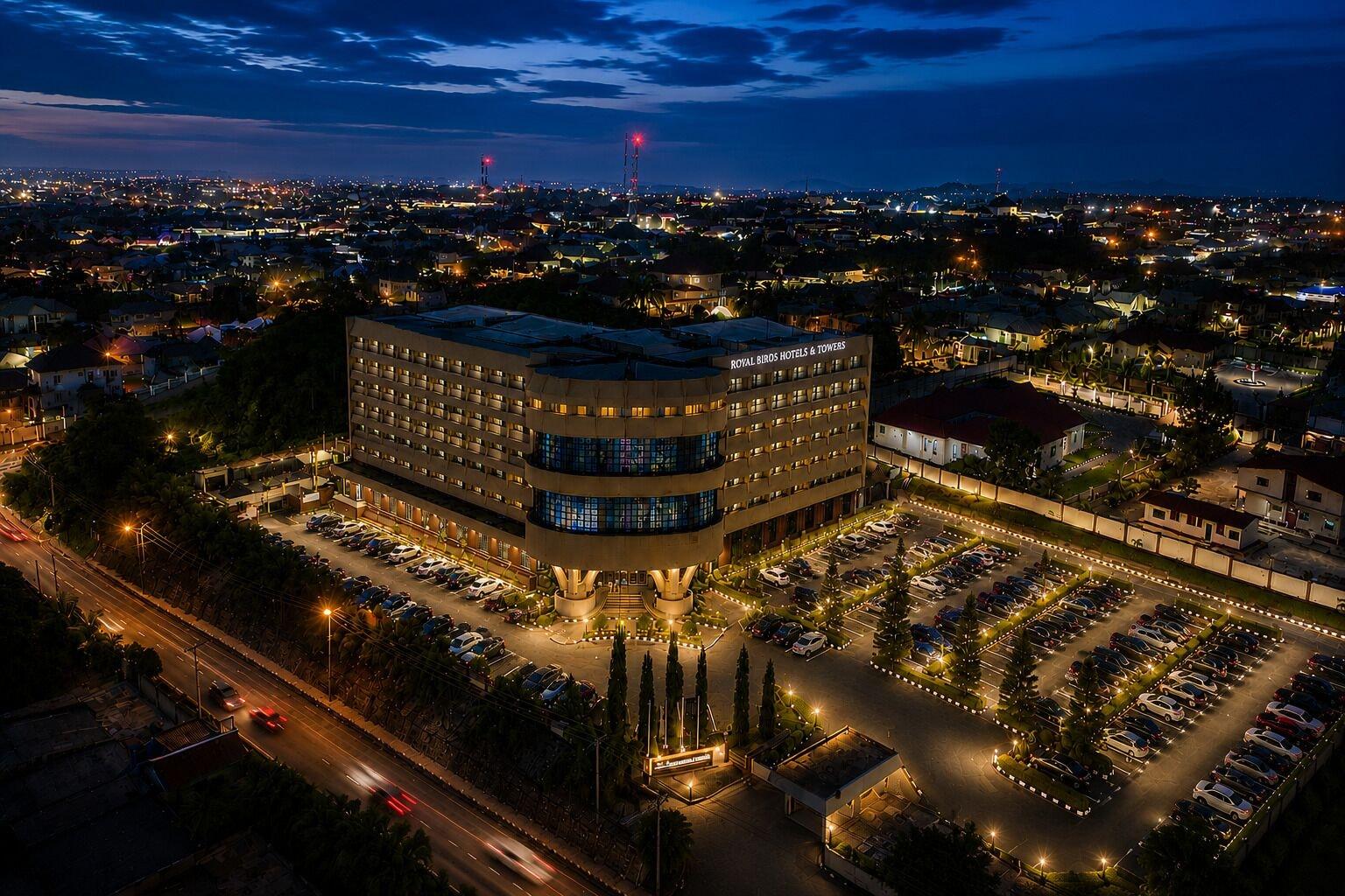 Varios Royalbirds Hotel & Towers