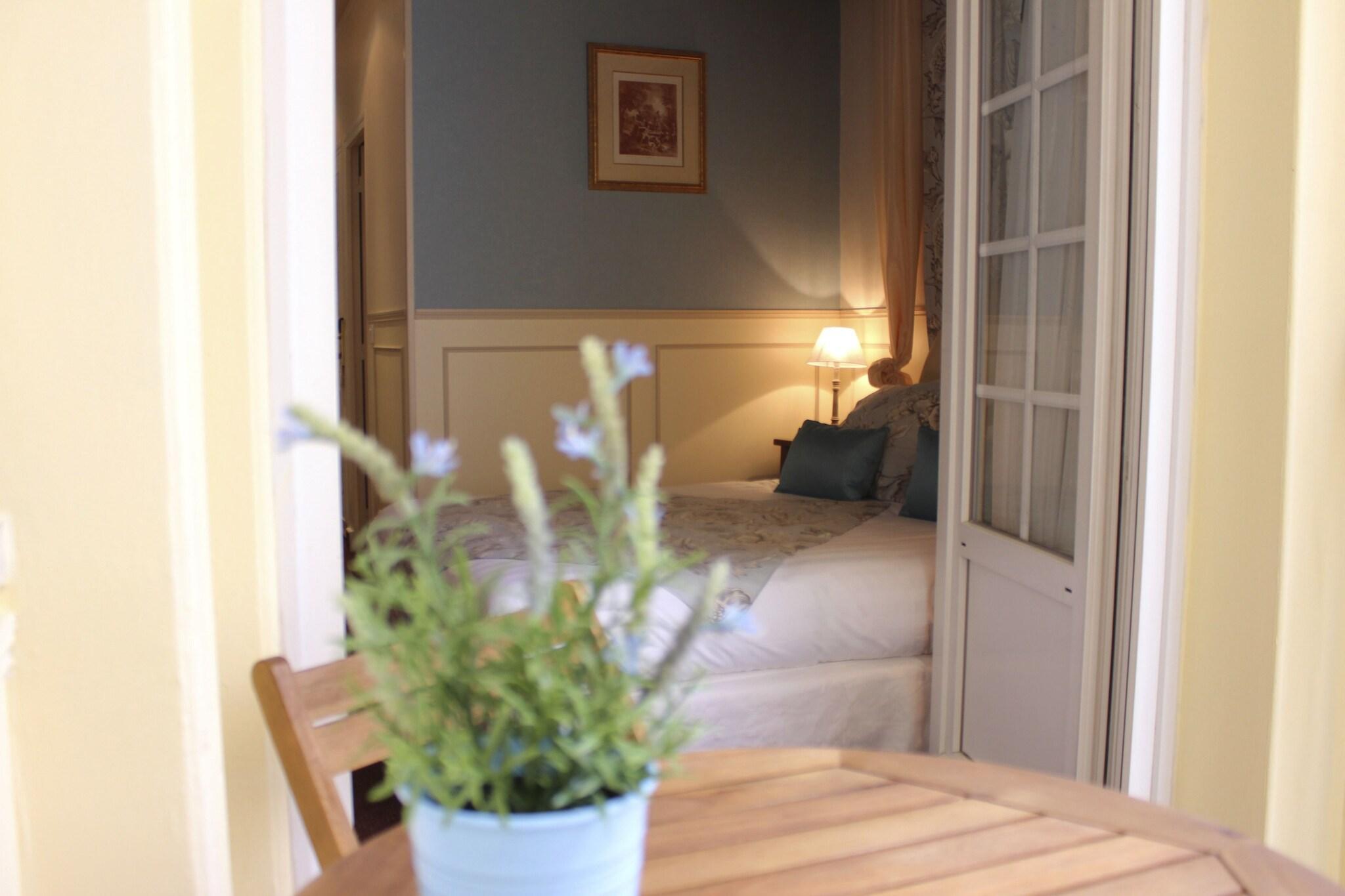 Varios Hôtel de la Bretonnerie