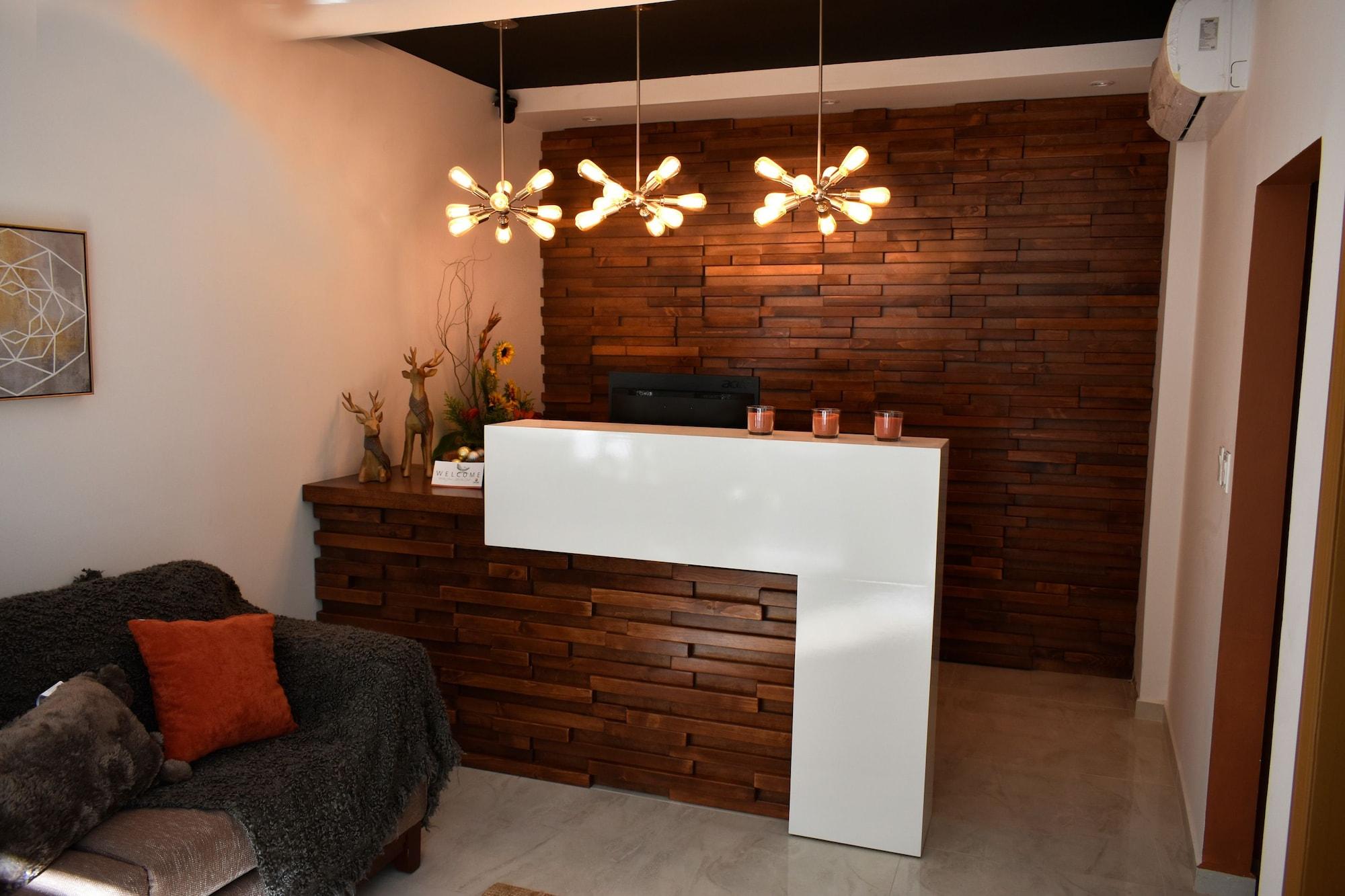 Vista Lobby California Comfort and Suites