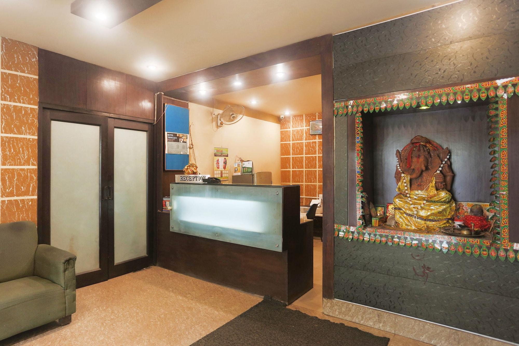 Varios OYO 48884 Hotel Trishakti