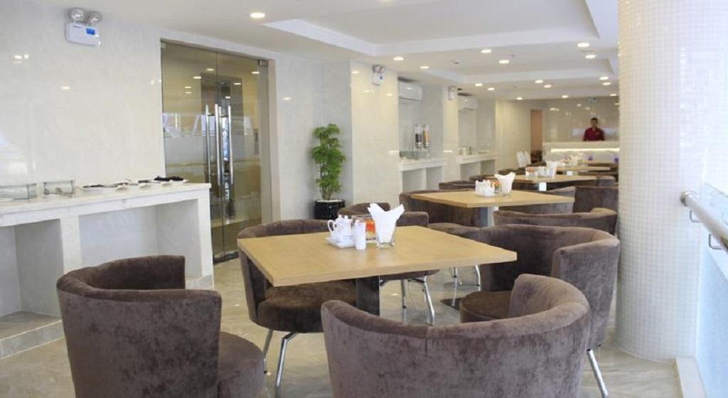 Restaurant TTC Hotel Deluxe Airport