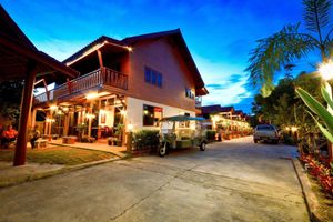 Alojamiento - Avila Resort