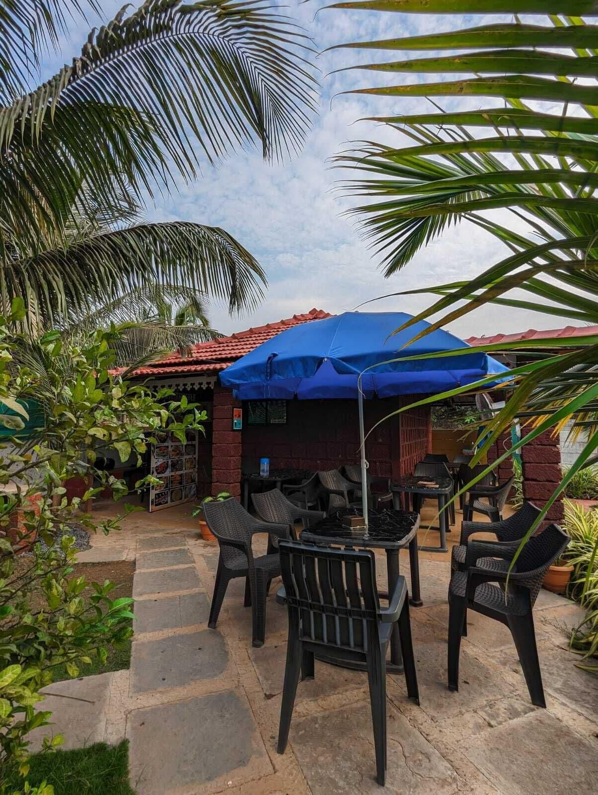 Restaurant White Tree Resort