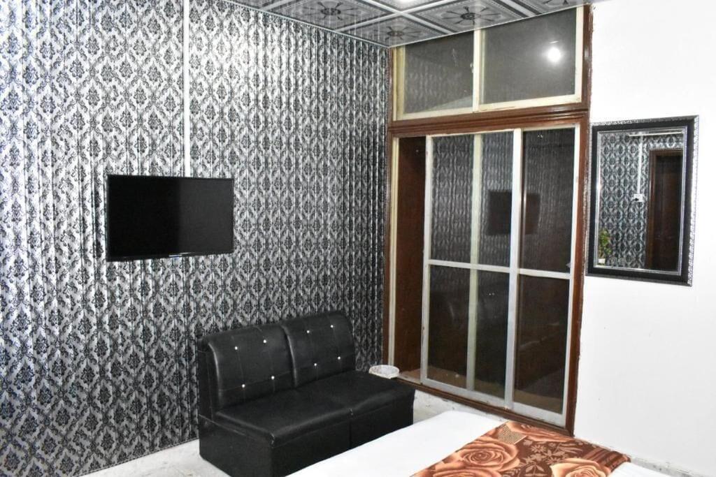 Comodidades del Alojamiento Davis Hotel