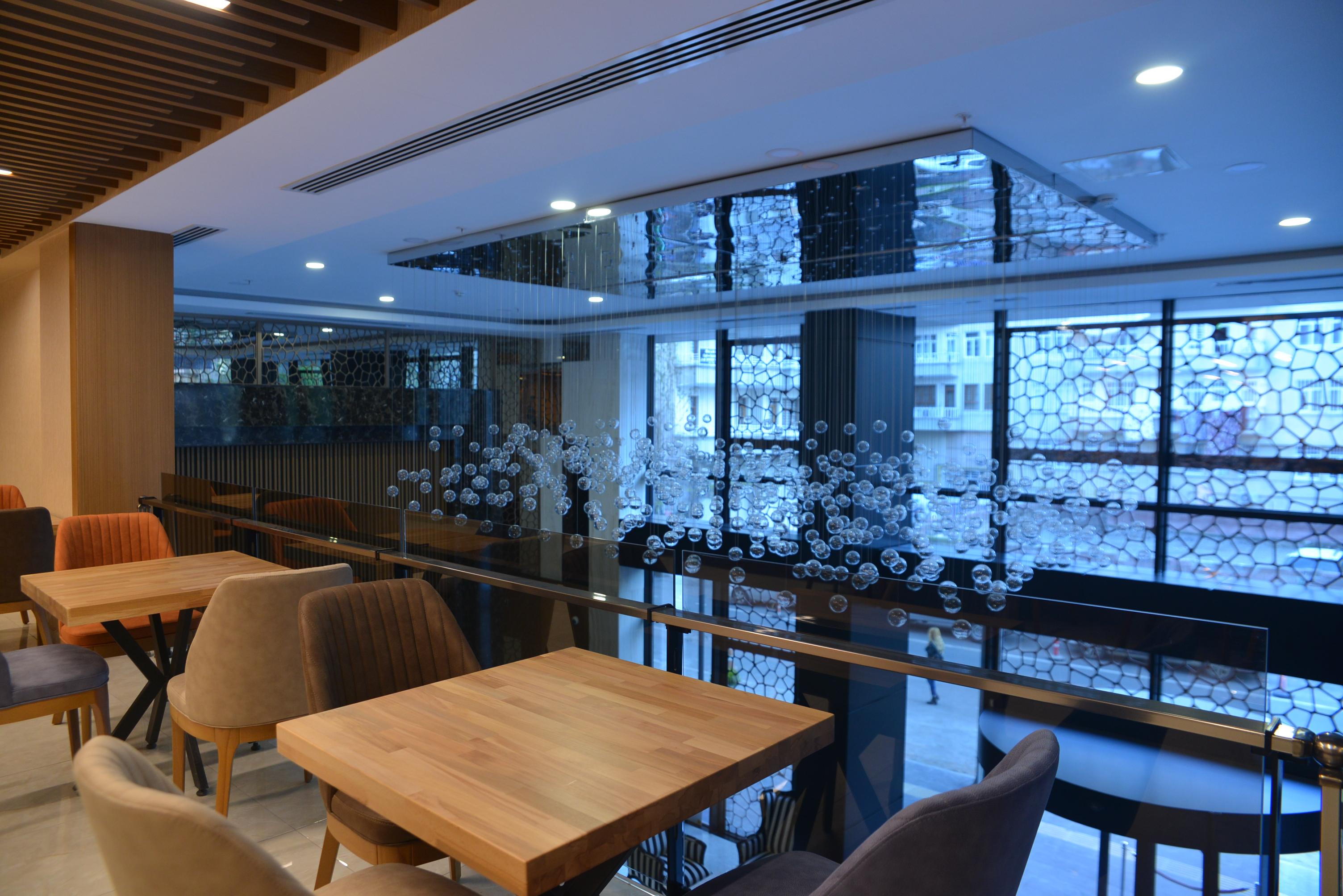 Vista Exterior New Garden Hotel