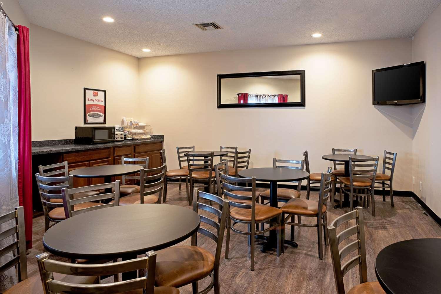 Restaurant Quality Inn Frontier at U.S. Hwy 30