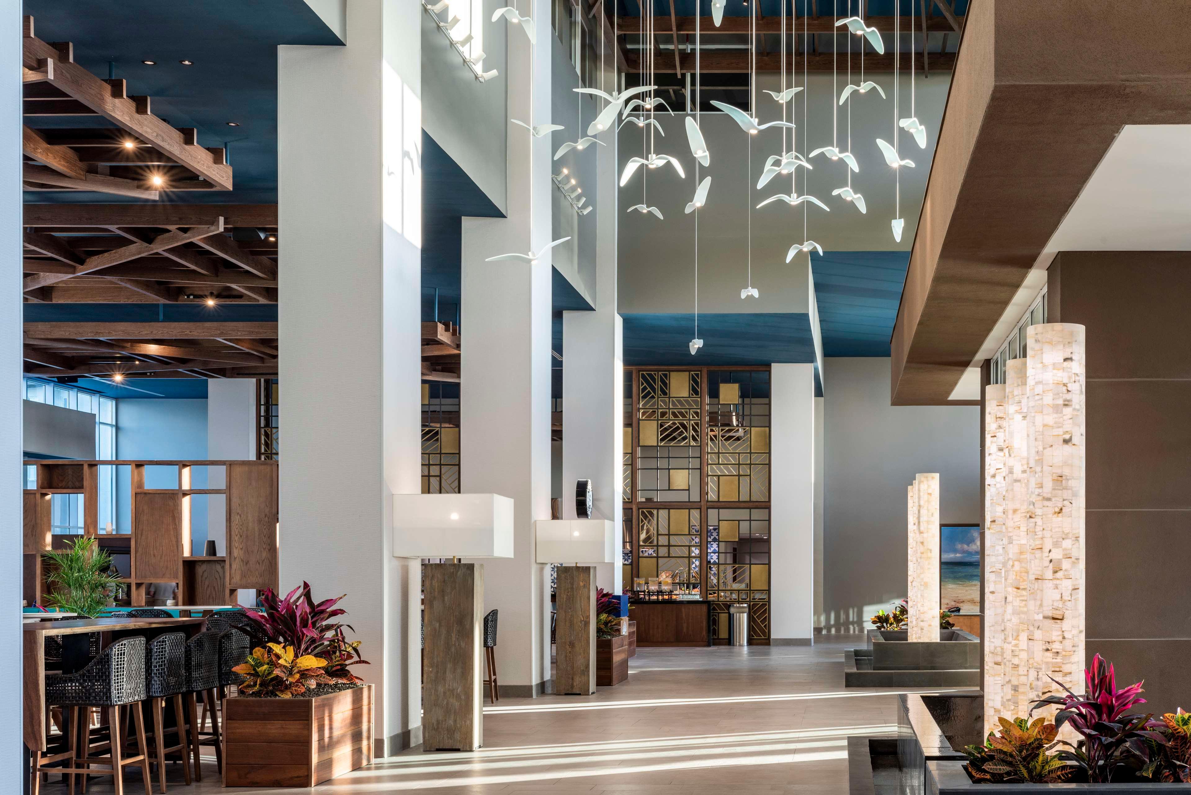 Vista Lobby Embassy Suites By Hilton Aruba Beach Resort