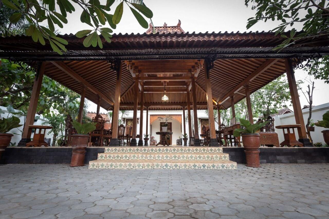 Vista Exterior The Mangkoro by Natt's Hospitality