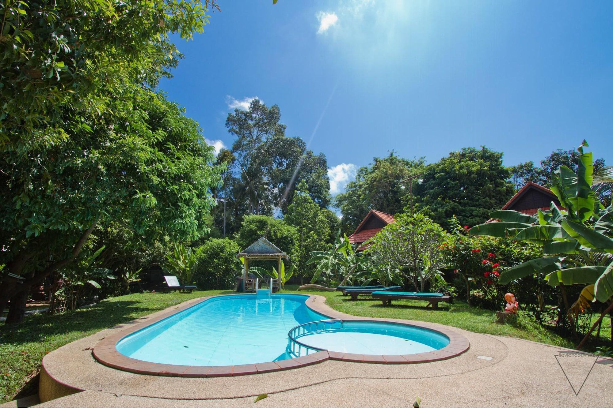Varios Green Villa