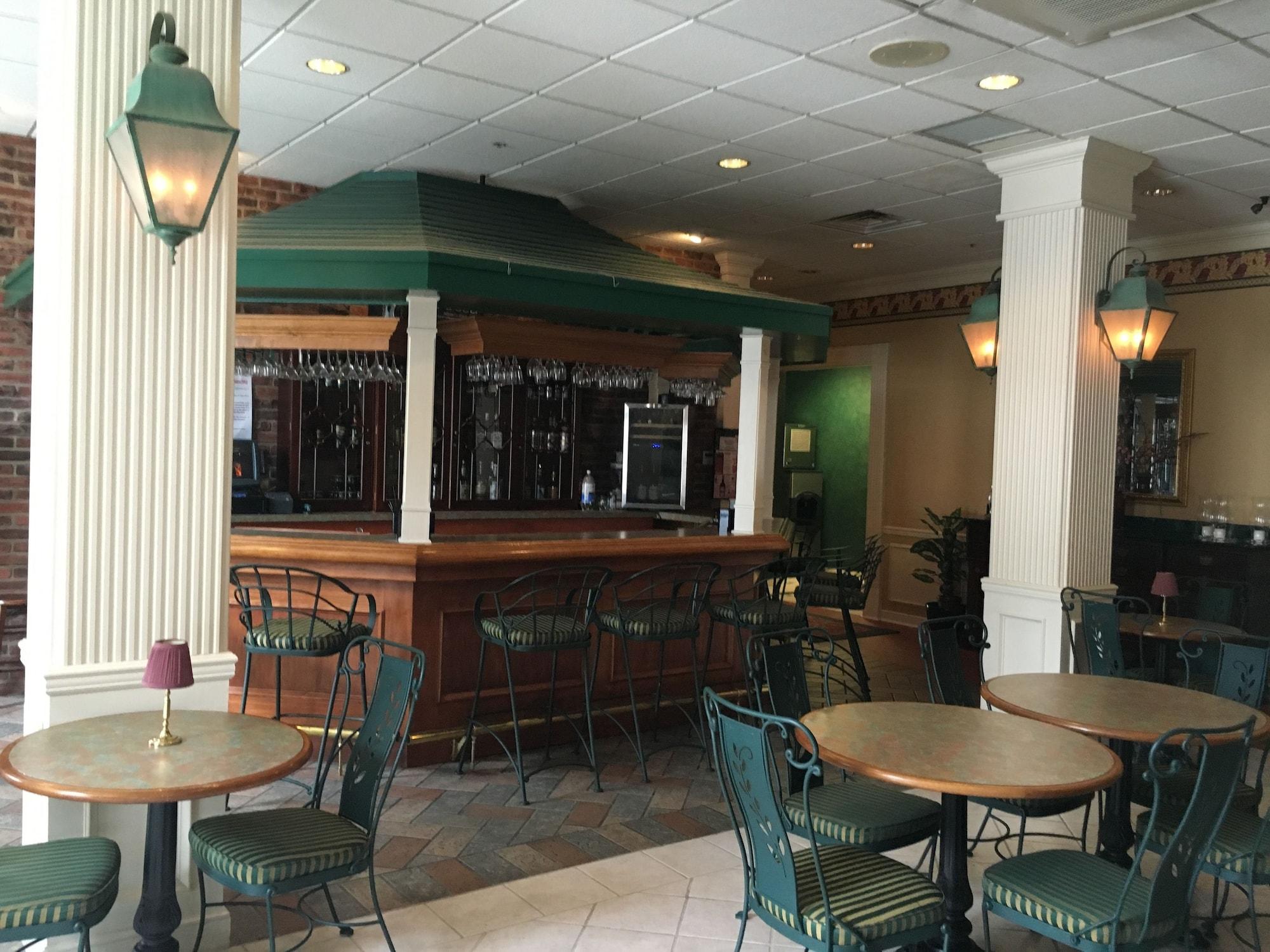 Restaurant French Quarter Inn