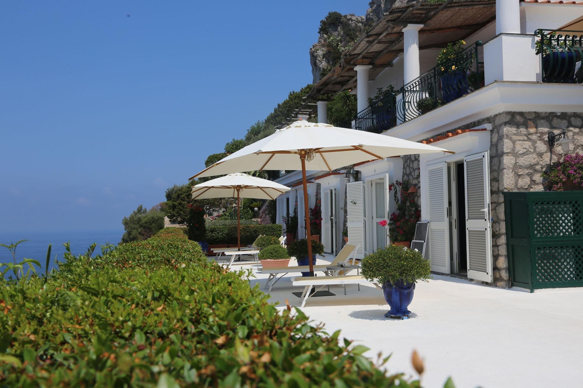 Varios Casa Orrico - Blue Grotto